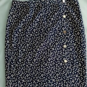 Talbots Size 14 Cotton Twill Mock Wrap Skirt. Navy with Random White Polka Dots.